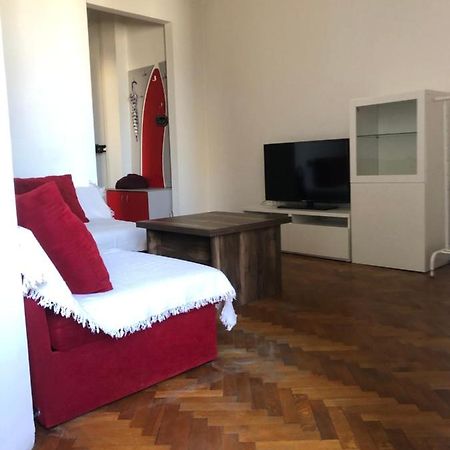 Lovely 1 Bedroom Apartment Close To Old Town Bukarest Exterior foto